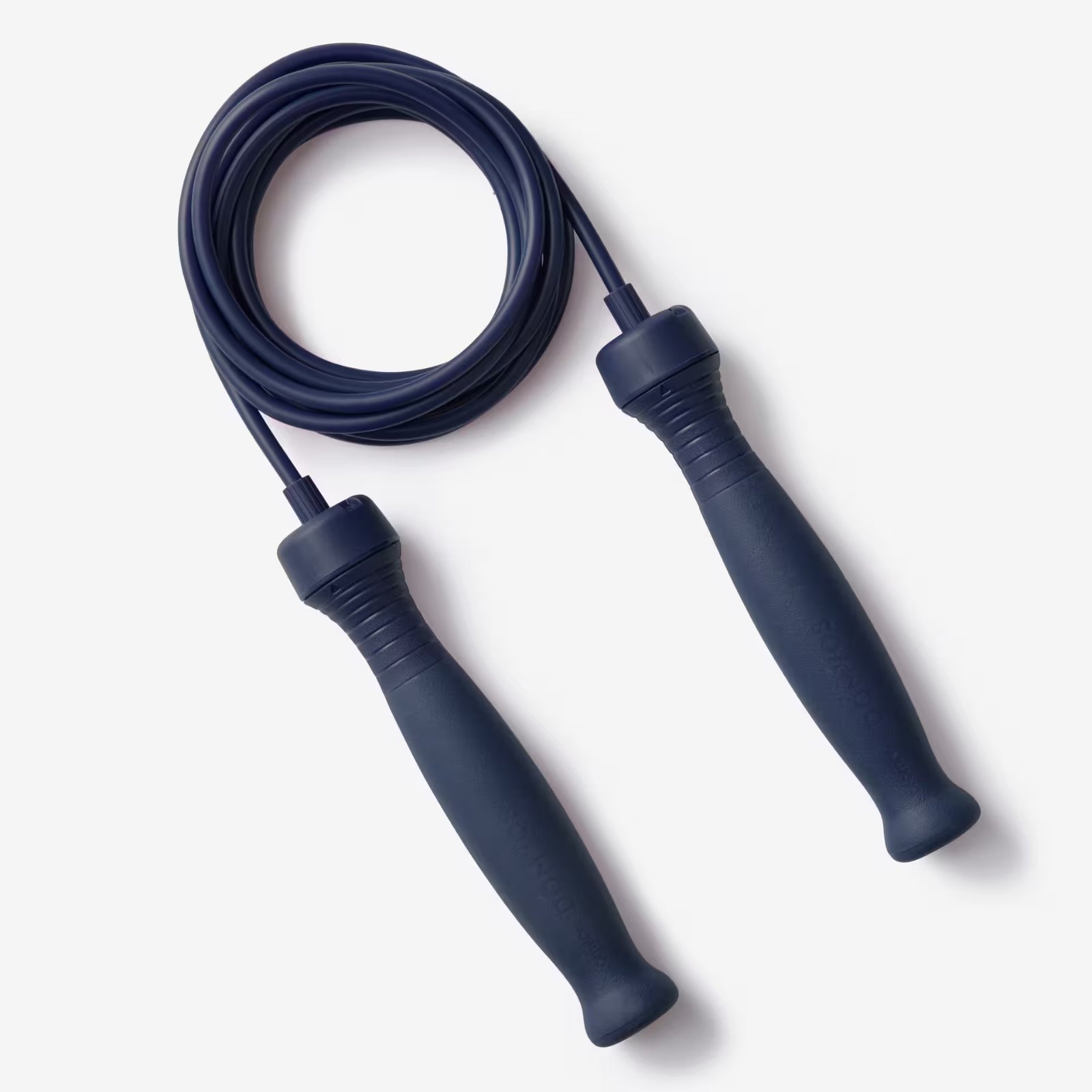 Adjustable jump rope with rubber handles